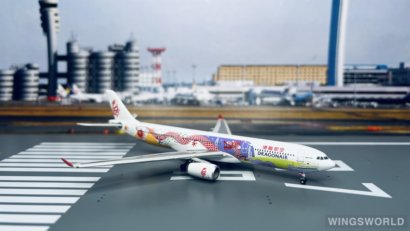 Phoenix 1:400 Airbus A330-300 Dragonair 港龙航空PLLTAK20001 B-HWG