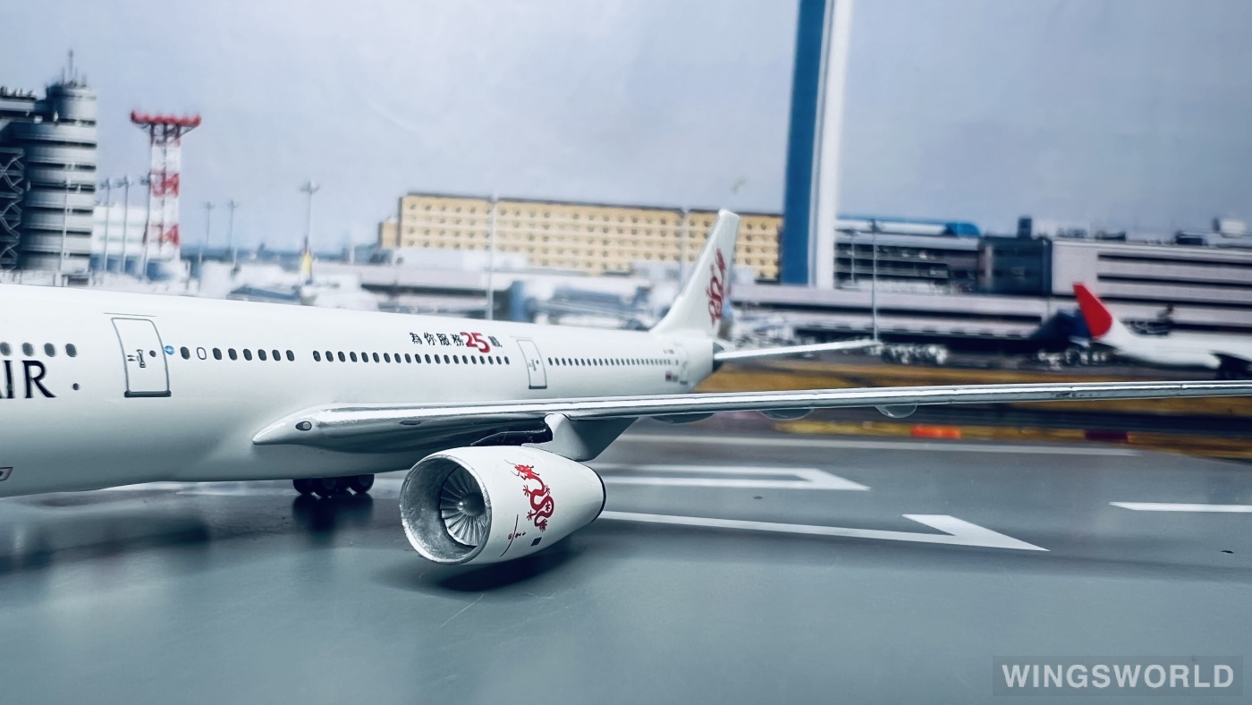 AeroClassics 1:400 ACBHWI Dragonair 港龙航空 Airbus A330-300 B-HWI