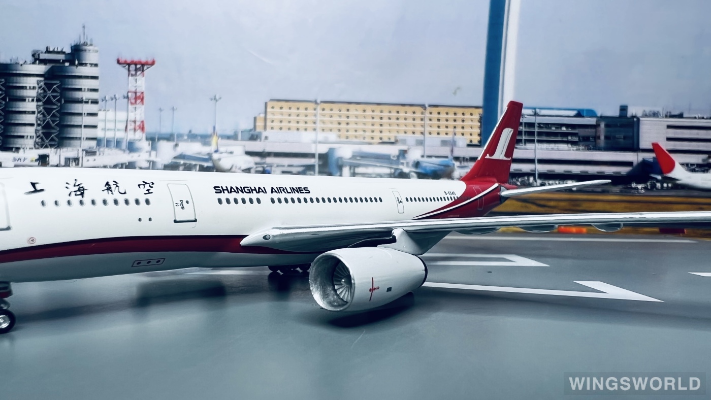 AeroClassics 1:400 AC4B6545 Shanghai Airlines 上海航空 Airbus A330-200 B-6545