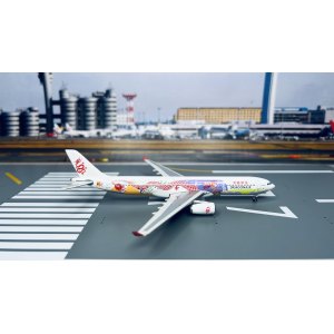 Dragonair 港龙航空 Airbus A330-300 B-HWG 20周年纪念彩绘 花龙 PLLTAK20001 Phoenix 1:400