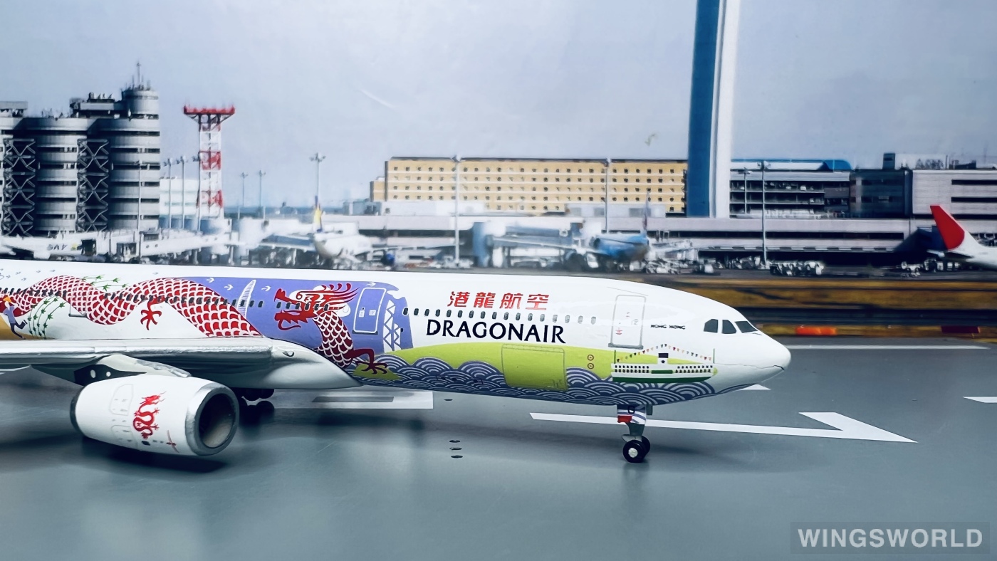 Phoenix 1:400 Airbus A330-300 Dragonair 港龙航空PLLTAK20001 B-HWG