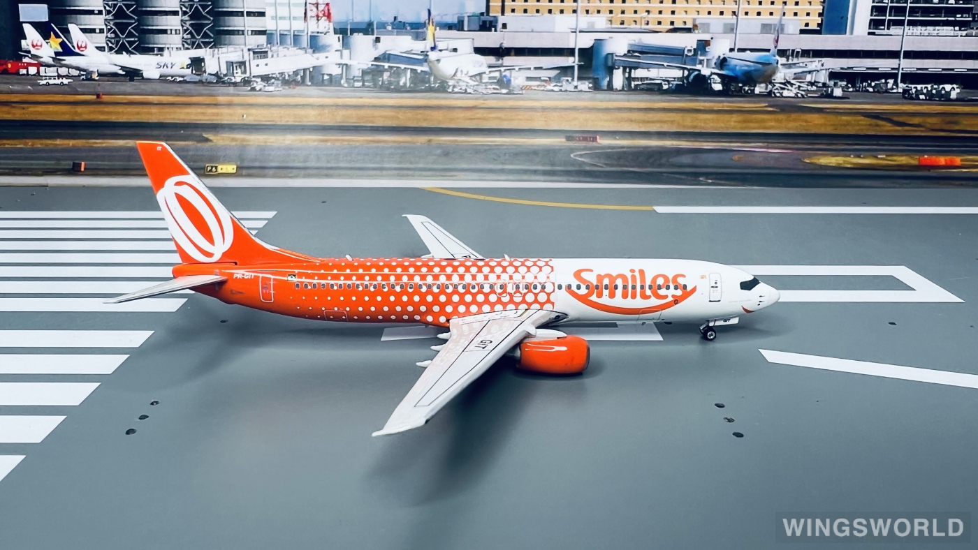 Phoenix 1:400 PH10821 GOL 高尔航空 Boeing 737-800 PR-GIT