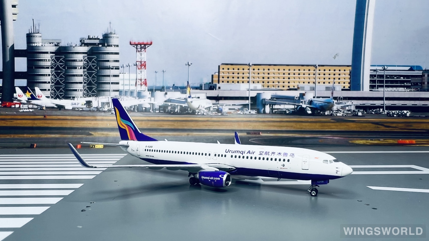 Phoenix 1:400 PH11369 Urumqi Air 乌鲁木齐航空 Boeing 737-800 B-6268