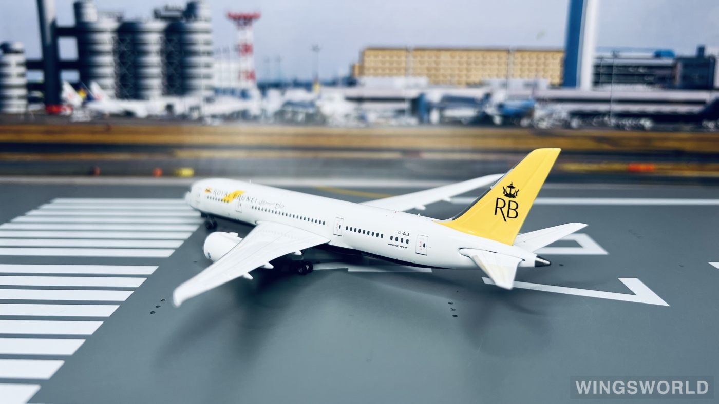 Phoenix 1:400 PH10844 Royal Brunei 文莱皇家航空 Boeing 787-8 V8-DLA