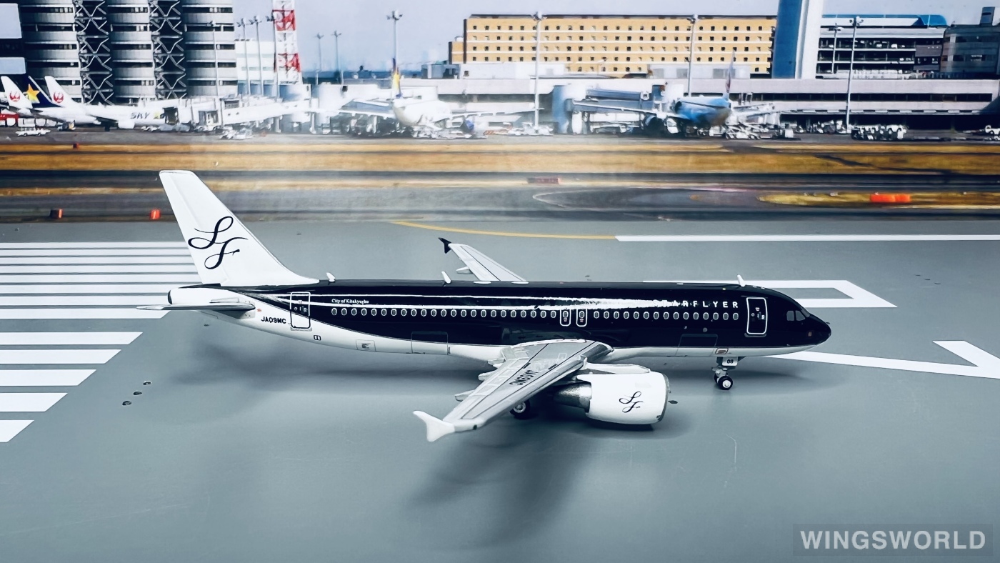 Geminijets 1:400 GJSFJ4002 StarFlyer 星悦航空 Airbus A320 JA09MC