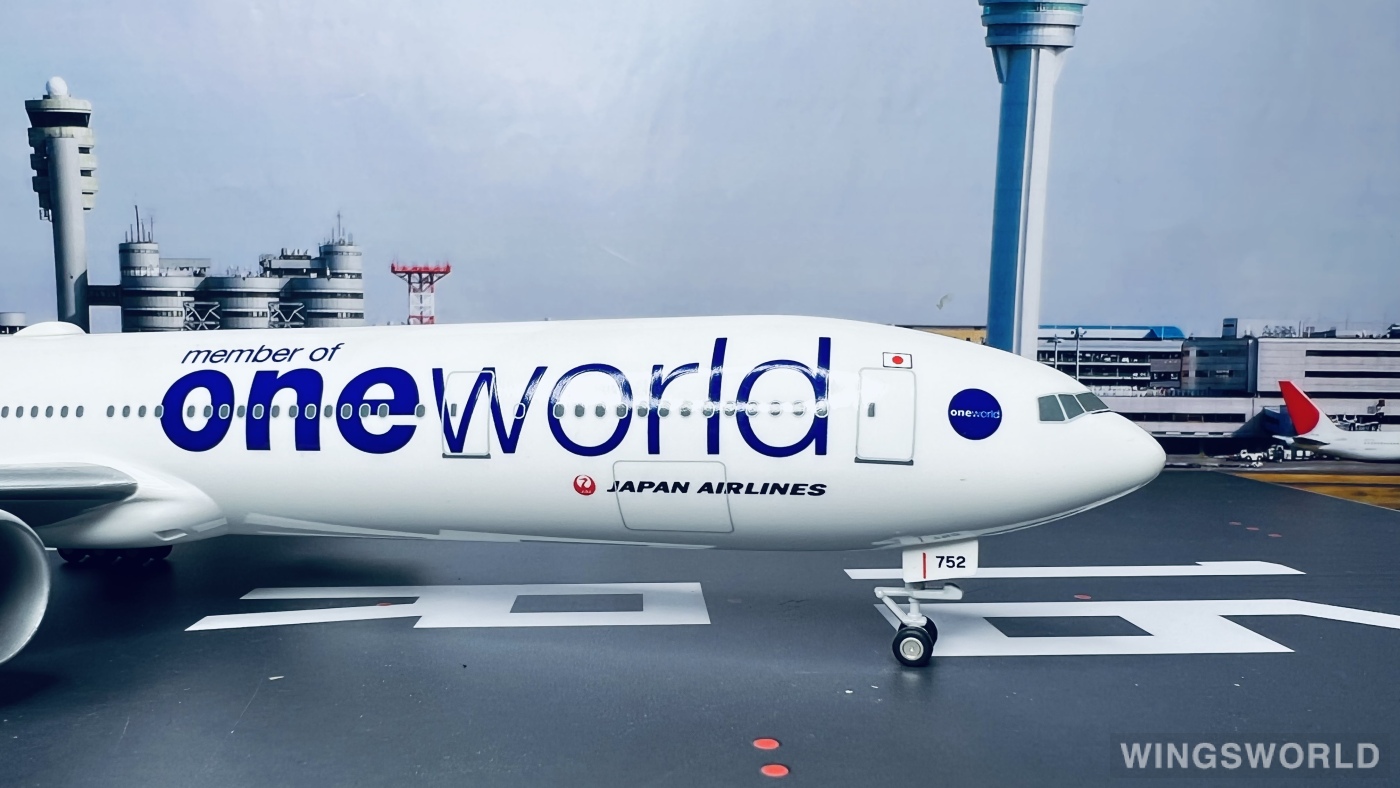 日本航空 Boeing 777-300 Japan Airlines 1/200 JC Wings LH2035 Japan Airlines Boeing 777-300 Reg No Ja8941