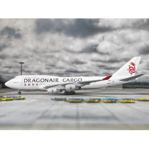 Dragonair 港龙航空 Boeing 747-400 B-KAF  EW4744010 JC Wings 1:400