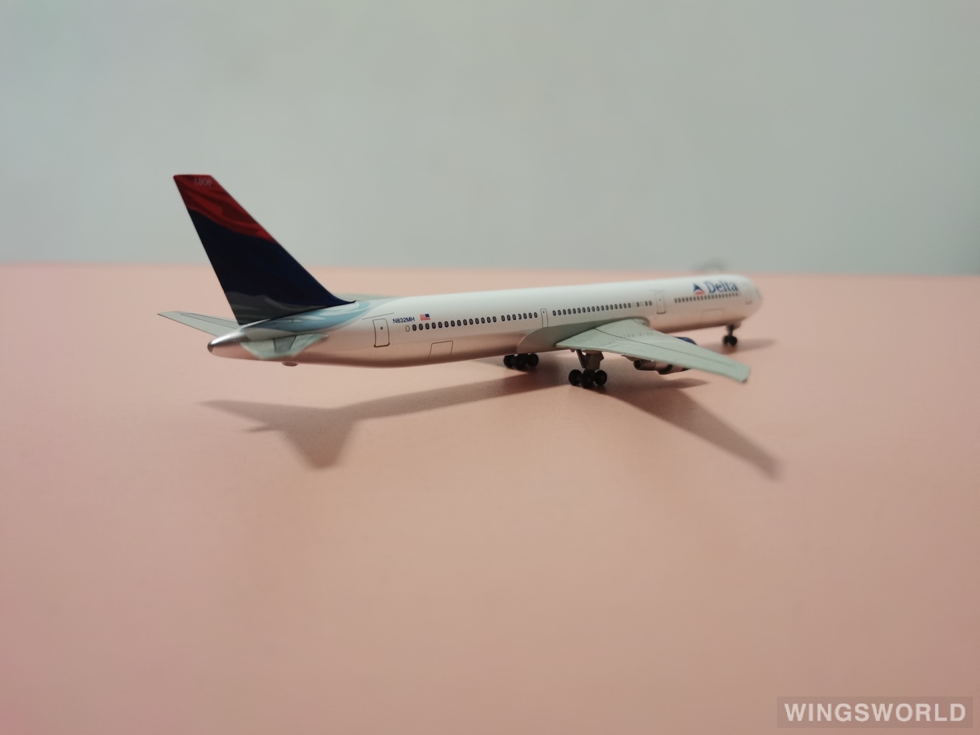 Dragon Models 1:400 Boeing 767-400 Delta Air Lines 达美航空55233