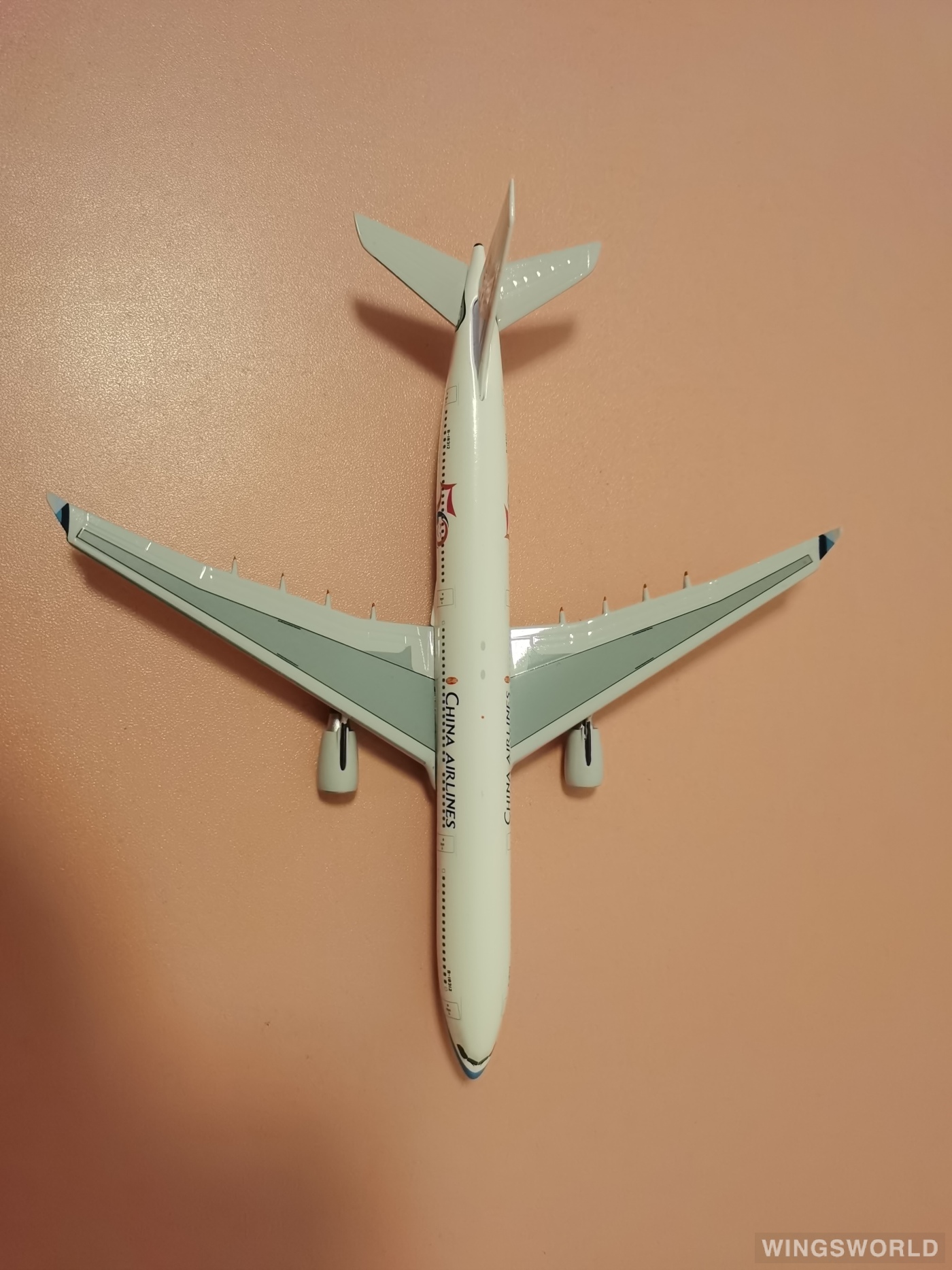 AeroClassics 1:400 AC4B18312 China Airlines 中华航空 Airbus A330-300 B-18312