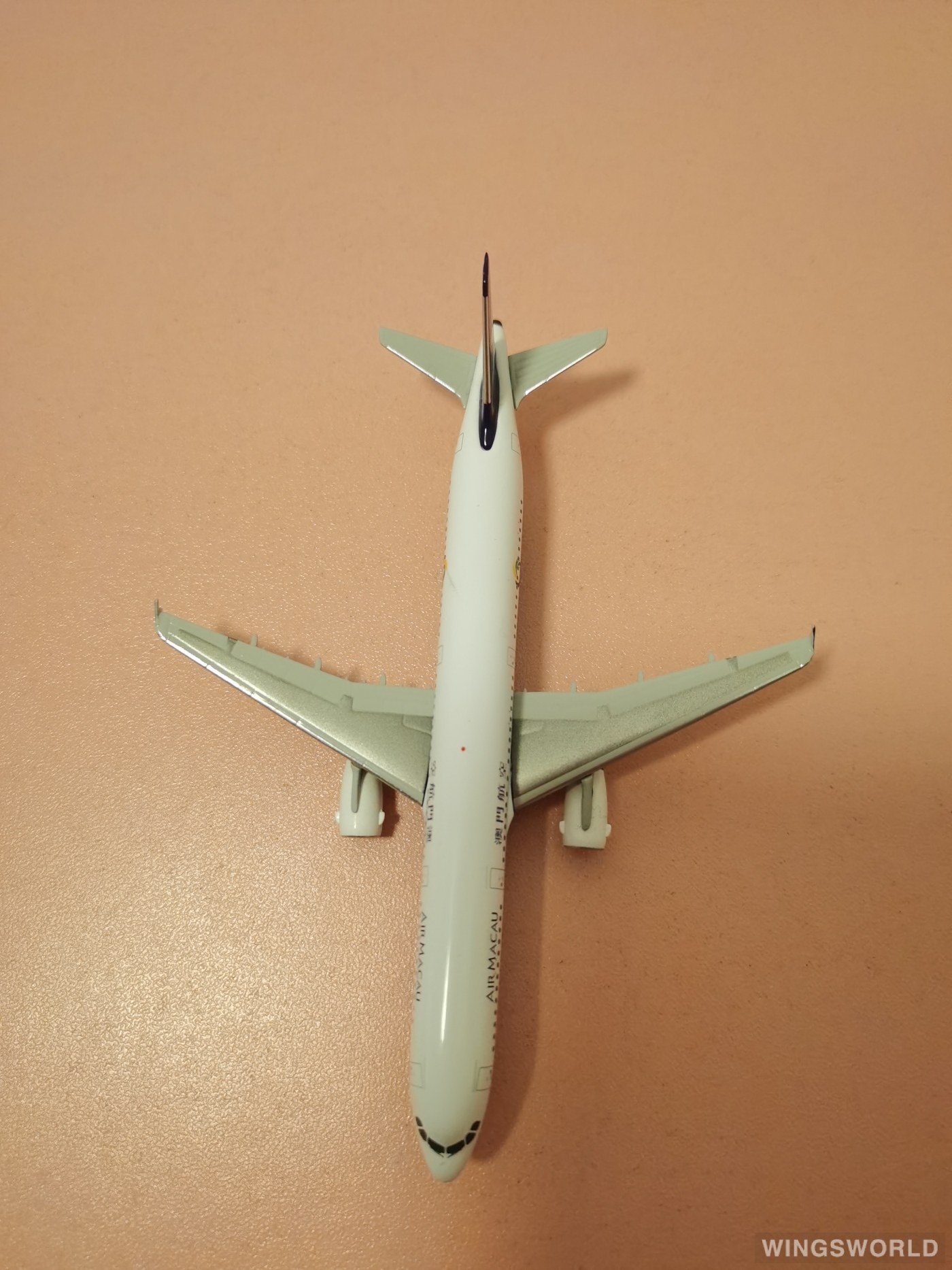 Apollo 1:400 Airbus A321 Air Macau 澳门航空A13091 B-MAQ 的 Apollo 1:400 Airbus A321 Air Macau 澳门航空A13091 B-MAQ 的