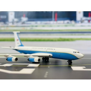 USAF 美国空军 Boeing KC-135 57-2589  55924 Dragon Models 1:400