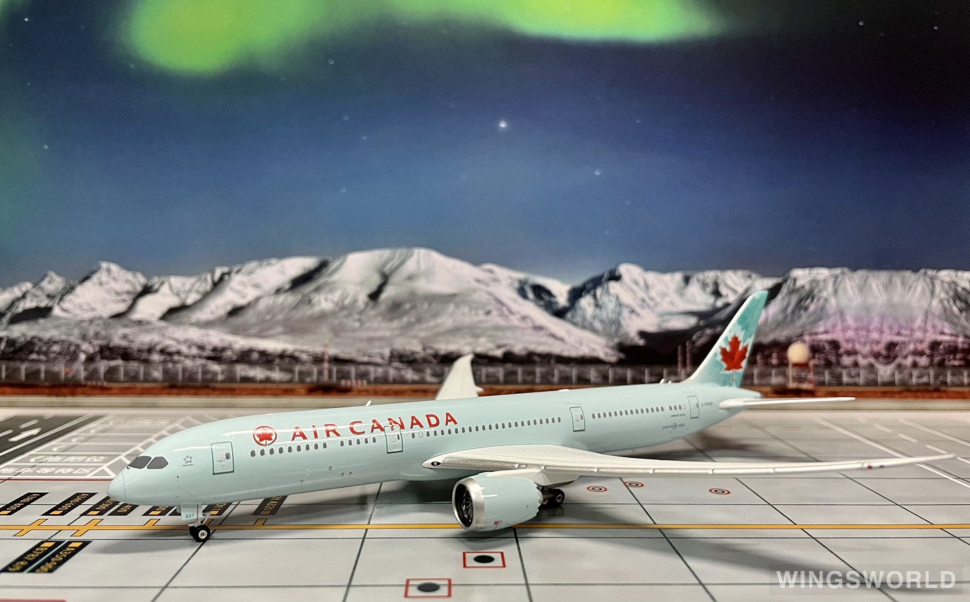 Phoenix 1:400 PH11174 Air Canada 加拿大航空 Boeing 787-9 C-FNOE