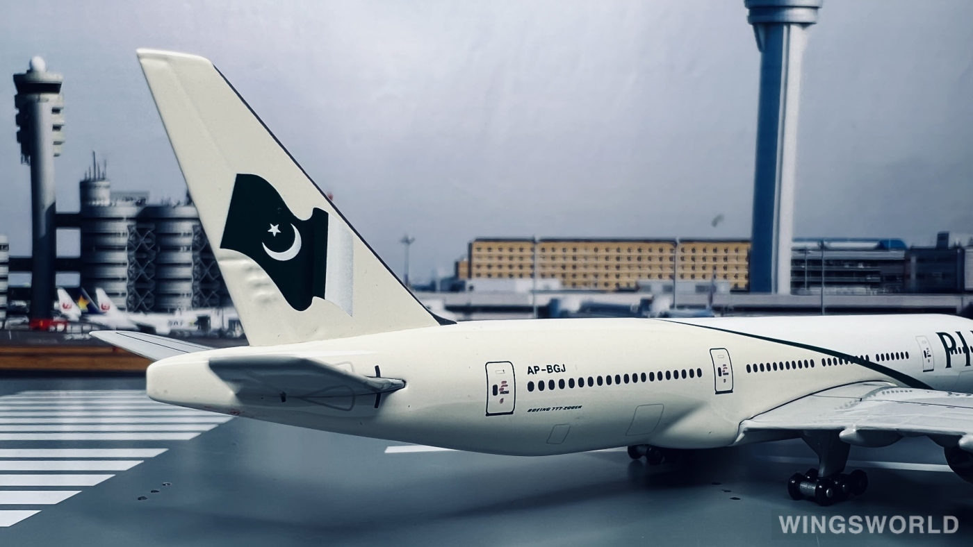 Geminijets 1:400 GJPIA496 PIA 巴基斯坦航空 Boeing 777-200 AP-BGJ