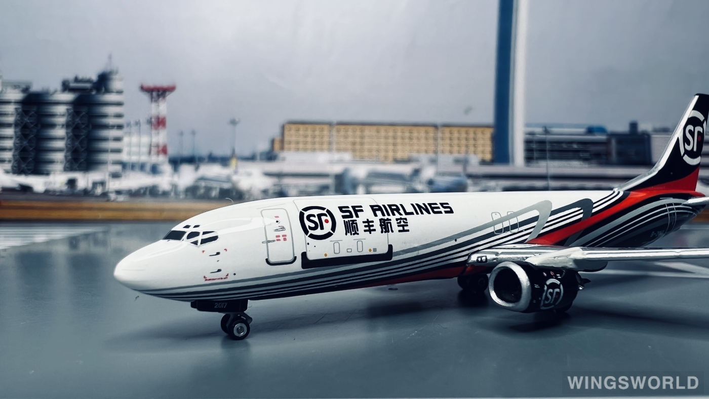 Phoenix 1:400 PH10786 SF Airlines 顺丰航空 Boeing 737-400 B-2017