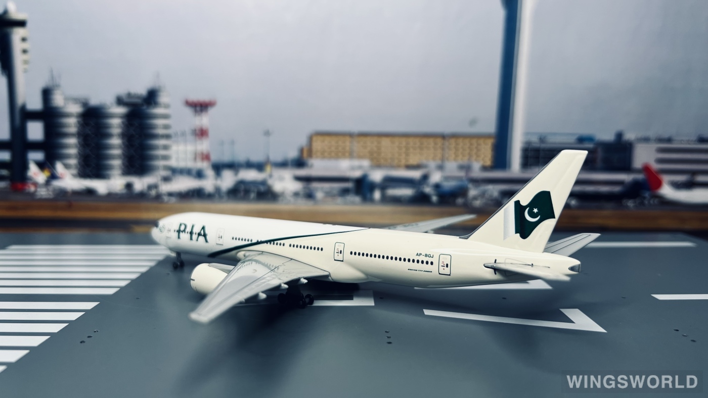 Geminijets 1:400 GJPIA496 PIA 巴基斯坦航空 Boeing 777-200 AP-BGJ