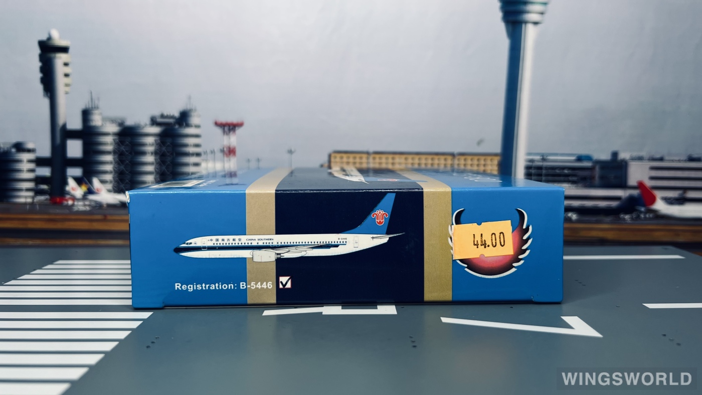 Phoenix 1:400 PH10604 China Southern 中国南方航空 Boeing 737-800 B-5446