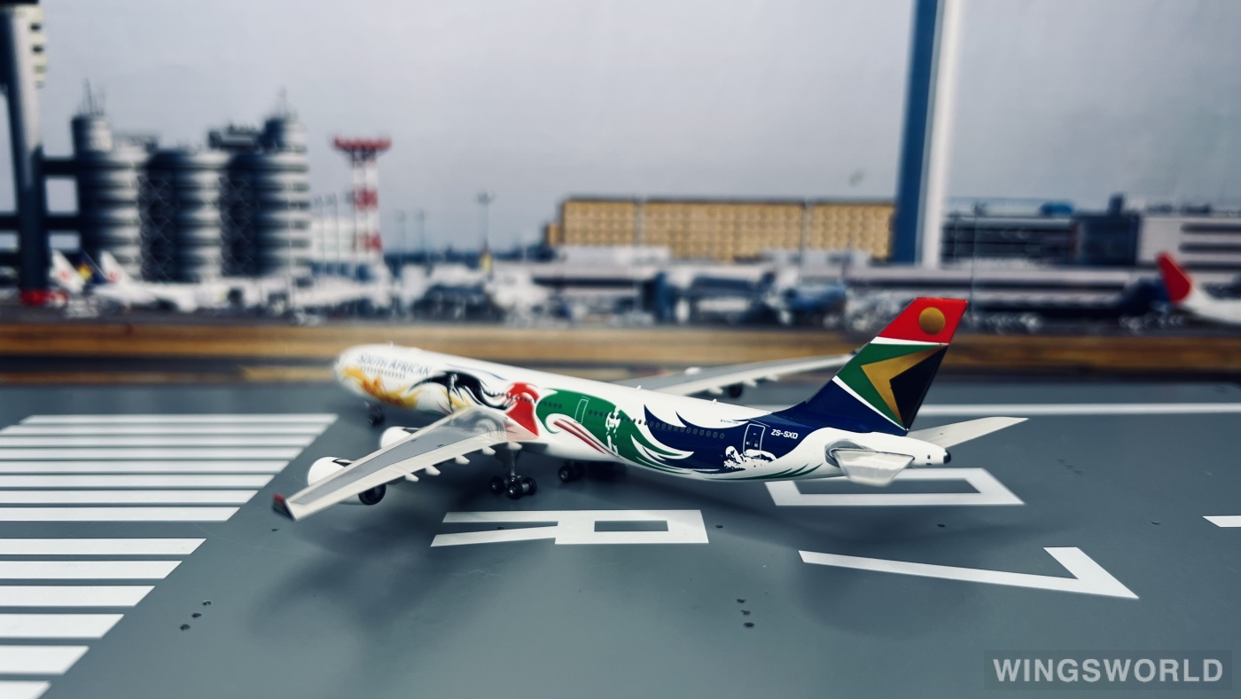 Phoenix 1:400 PH10670 South African Airways 南非航空 Airbus A340-300 ZS-SXD