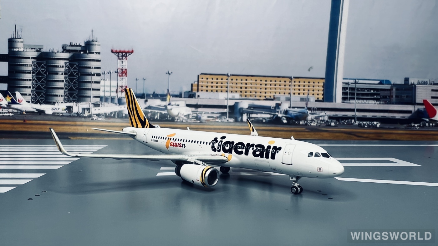 Phoenix 1:400 Airbus A320 Tigerair 欣丰虎航PH11038 B-50001 Phoenix 1:400 Airbus A320 Tigerair 欣丰虎航PH11038 B-50001