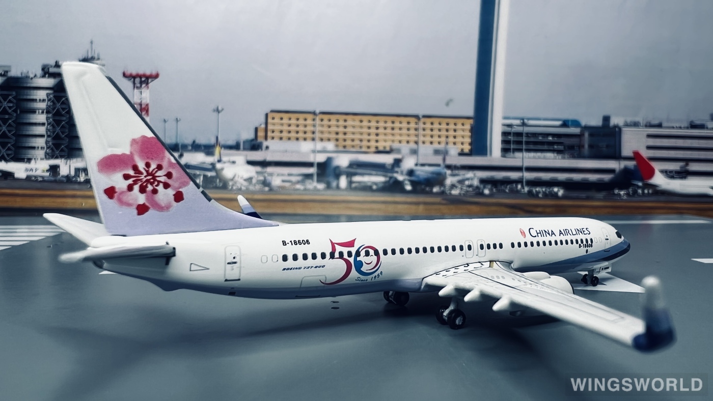 Phoenix 1:400 PH10365A China Airlines 中华航空 Boeing 737-800 B-18606