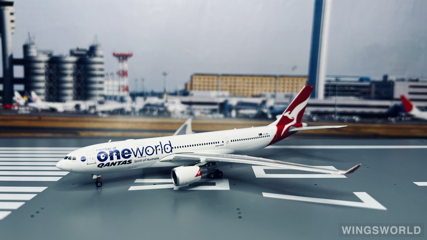 Phoenix 1:400 PH10733 Qantas 澳洲航空 Airbus A330-200 VH-EBV