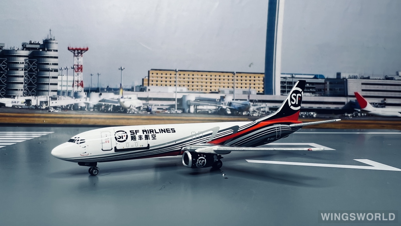 Phoenix 1:400 PH10786 SF Airlines 顺丰航空 Boeing 737-400 B-2017