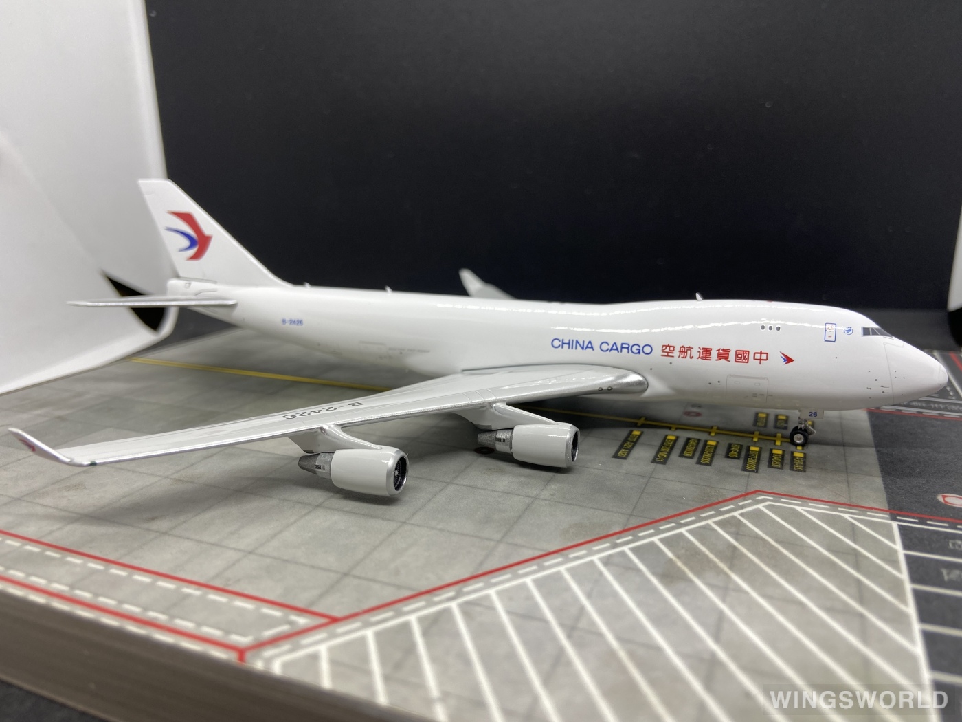 Phoenix 1:400 PH11521 China Cargo Airlines 中国货运航空 Boeing 747-400 B-2426