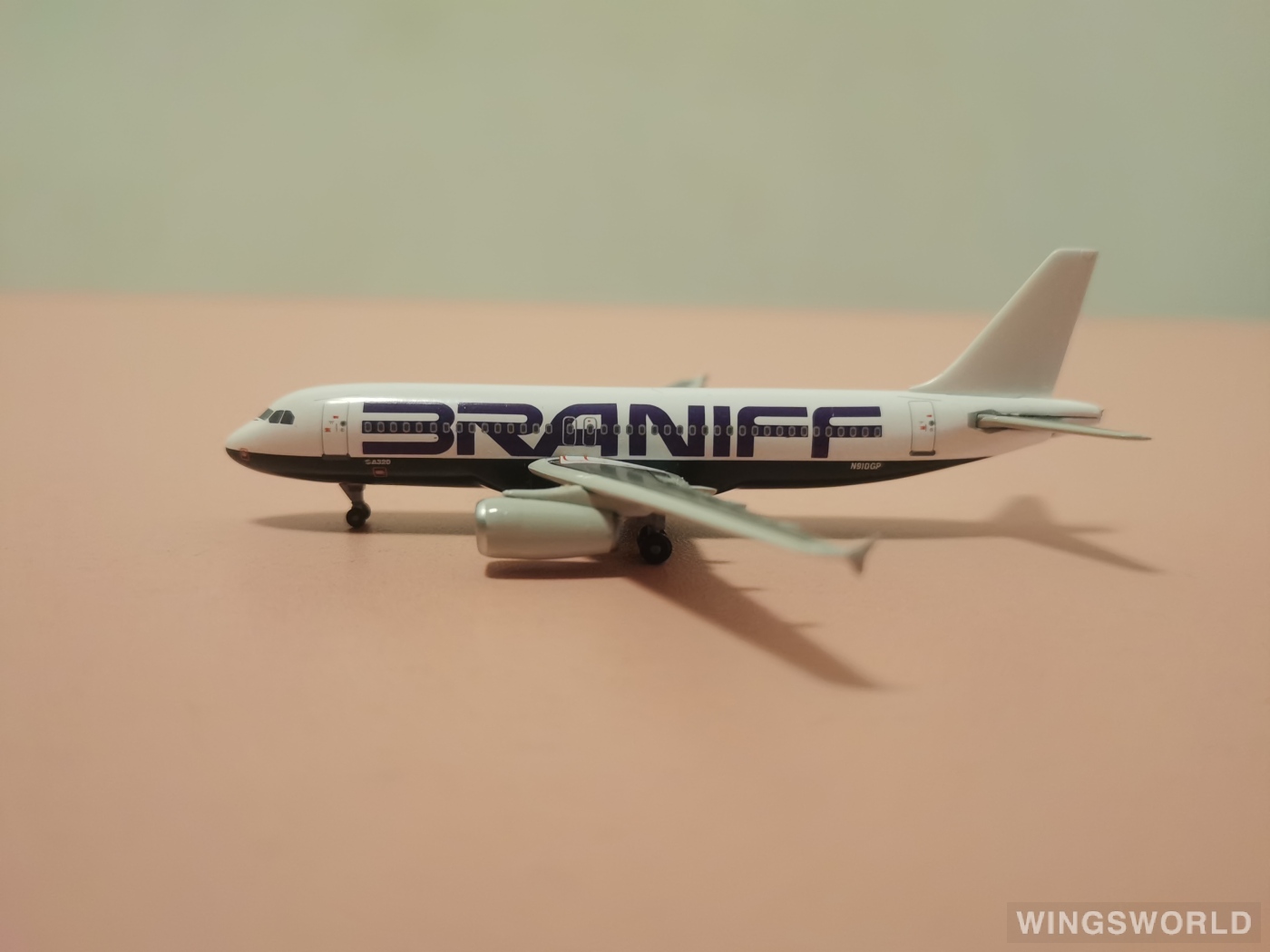 Jet-X 1:400 JXM173 Braniff 布兰尼夫国际航空 Airbus A320 N910GP