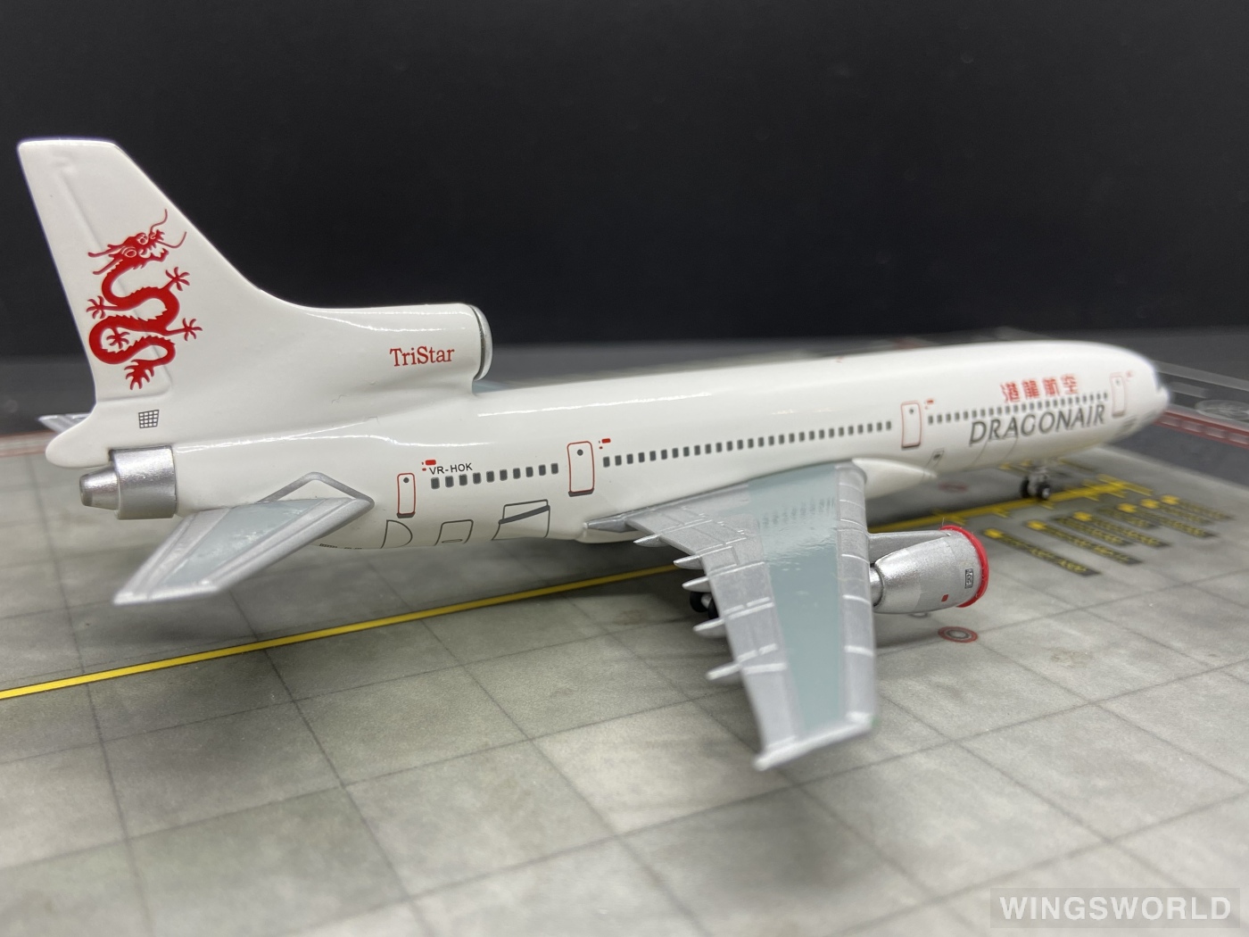 Blue box 1:400 BBVRHOK Cathay Pacific 国泰航空 Lockheed L-1011 TriStar VR-HOK