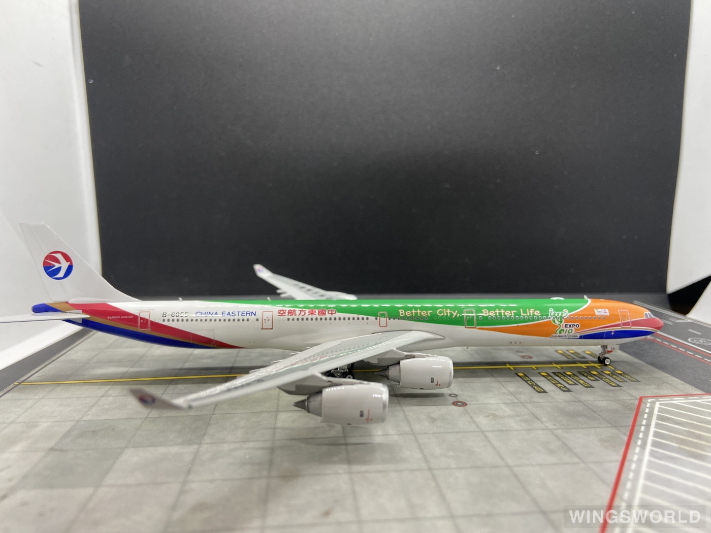 Phoenix 1:400 PH11202 China Eastern 中国东方航空 Airbus A340-600 B-6055