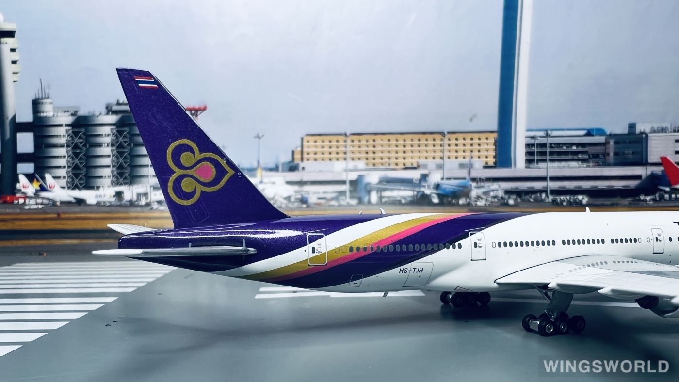 Phoenix 1:400 PH10846 Thai Airways 泰国国际航空 Boeing 777-200 HS-TJH