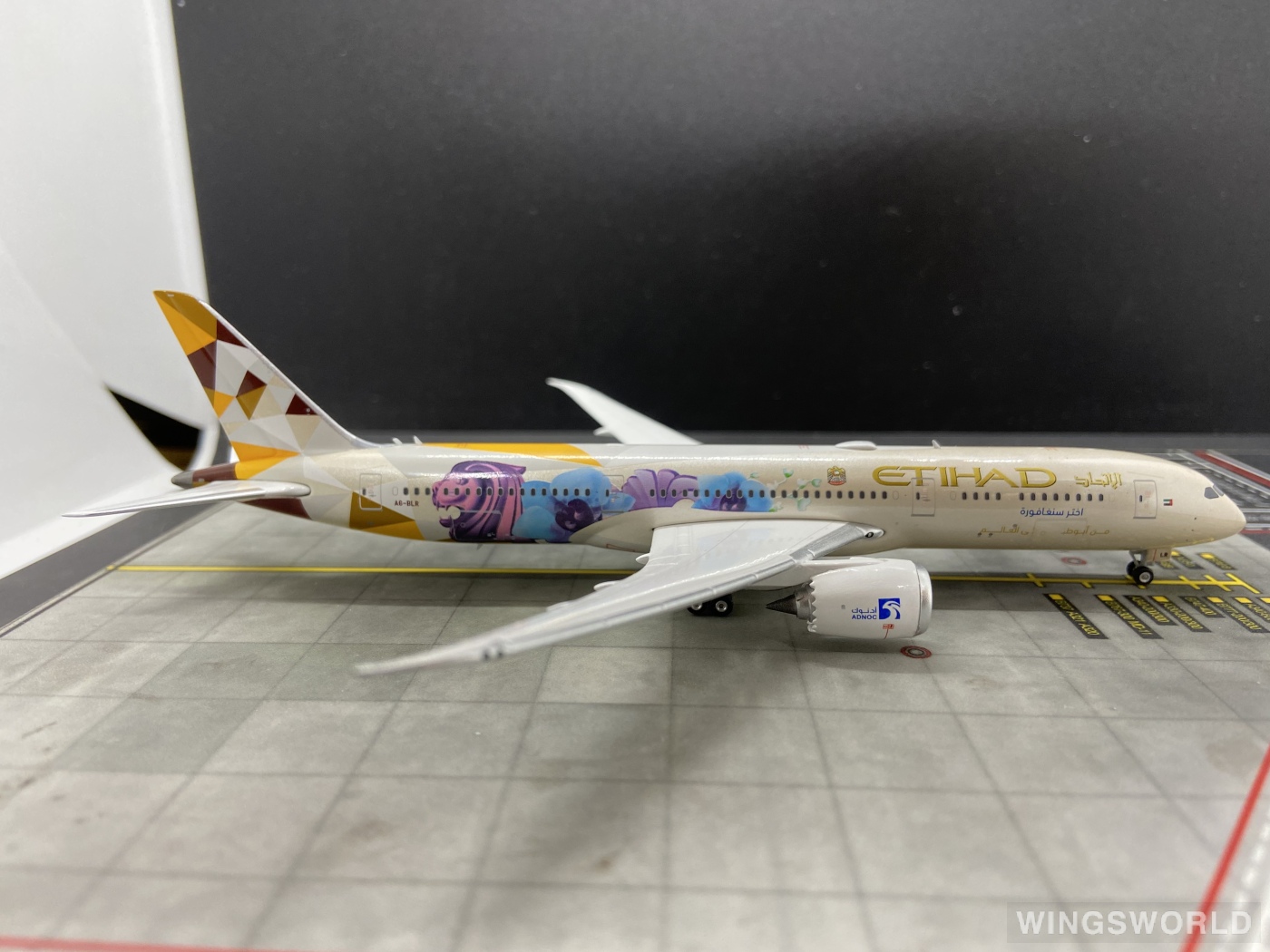 Phoenix 1:400 PH04314 Etihad Airways 阿提哈德航空 Boeing 787-9 A6-BLR