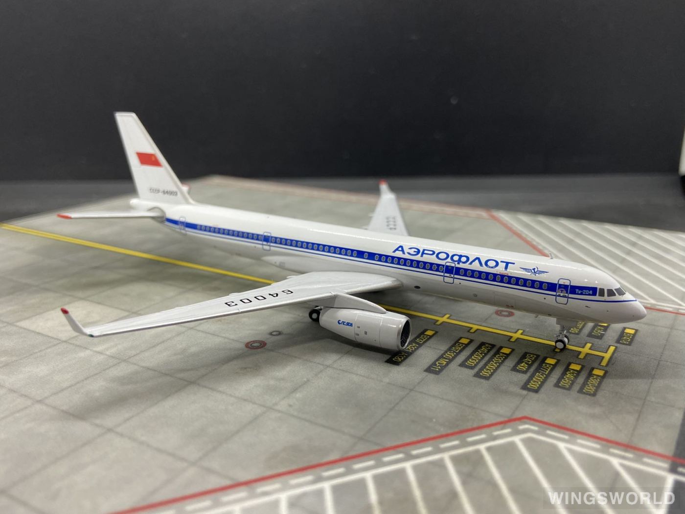 Pandamodel 1:400 202133 Aeroflot 俄罗斯航空 Tupolev Tu-204 CCCP-64003