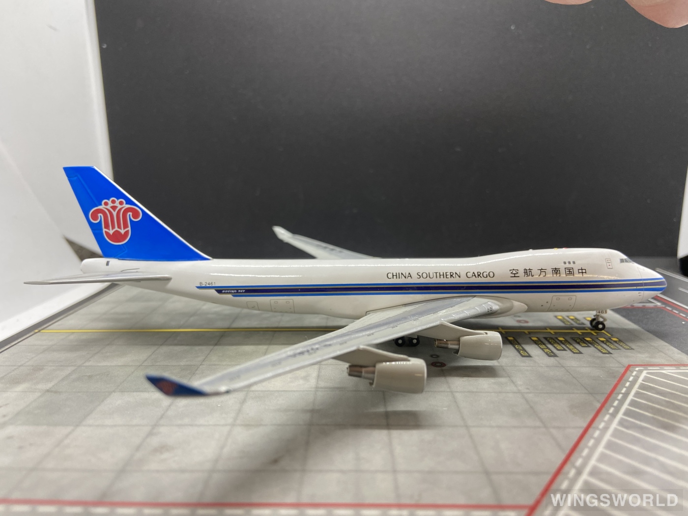 Magic 1:400 168-300 China Southern 中国南方航空 Boeing 747-400 B-2461