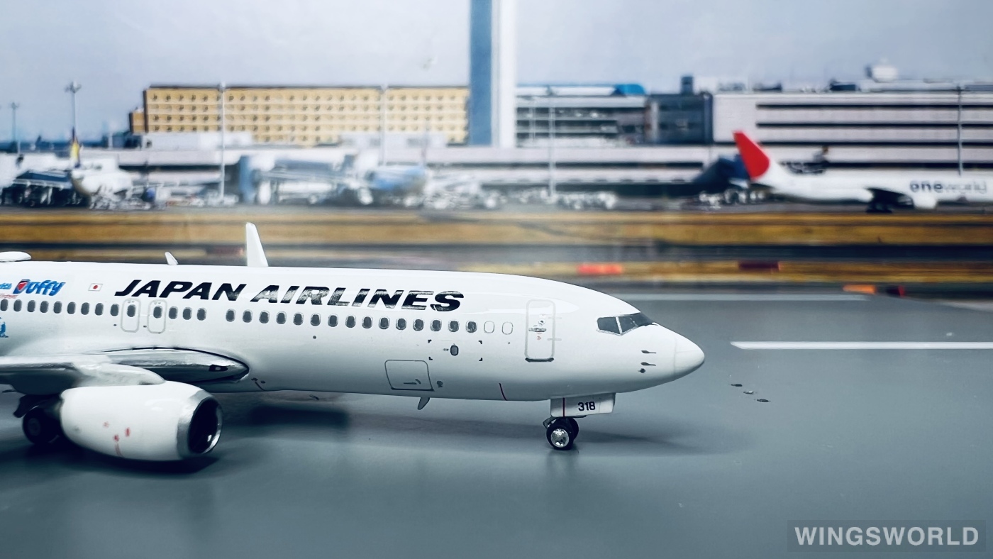 Phoenix 1:400 PH11206 Japan Airlines 日本航空 Boeing 737-800 JA318J