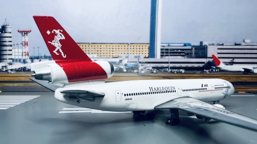 Harlequin Air 日本丑角航空 McDonnell Douglas DC-10 JA8550  PH10002 Phoenix 1:400