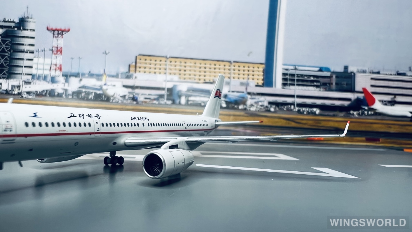 Pandamodel 1:400 202119 Air Koryo 朝鲜高丽航空 Tupolev Tu-204 P-633