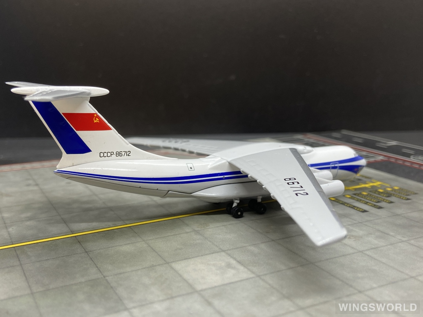 YU MODEL 1:400 YU0008 Aeroflot 俄罗斯航空 Ilyushin Il-76 CCCP-86712