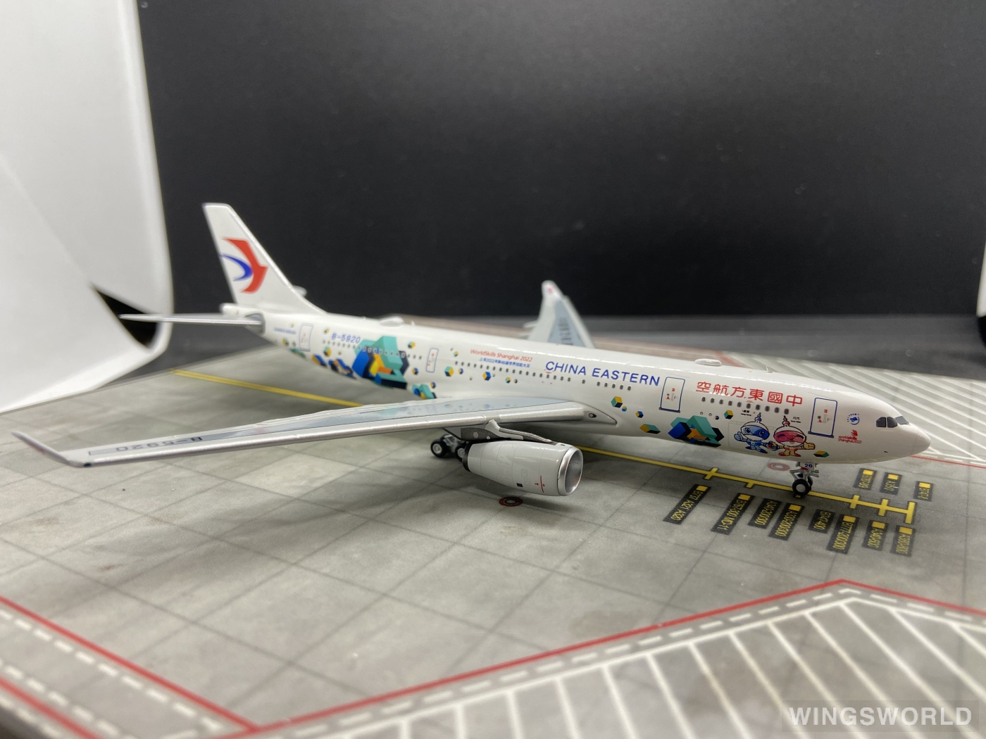 NGmodels 1:400 NG61046 China Eastern 中国东方航空 Airbus A330-200 B-5920