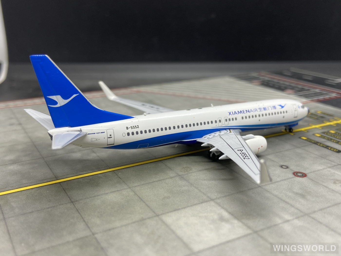 Skywings 1:400 070s XiamenAir 厦门航空 Boeing 737-800 B-5552