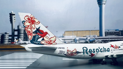Japan Airlines 日本航空 Boeing 747-300 JA8183 蓝色花鸟Reso'cha BAJA8183 BlueAngle 1:400