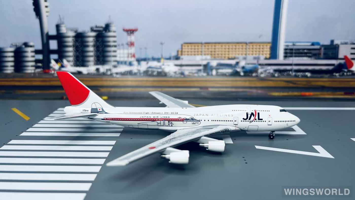 Big Bird 1:400 BB4-2004-28B Japan Airlines 日本航空 Boeing 747-400 JA8907