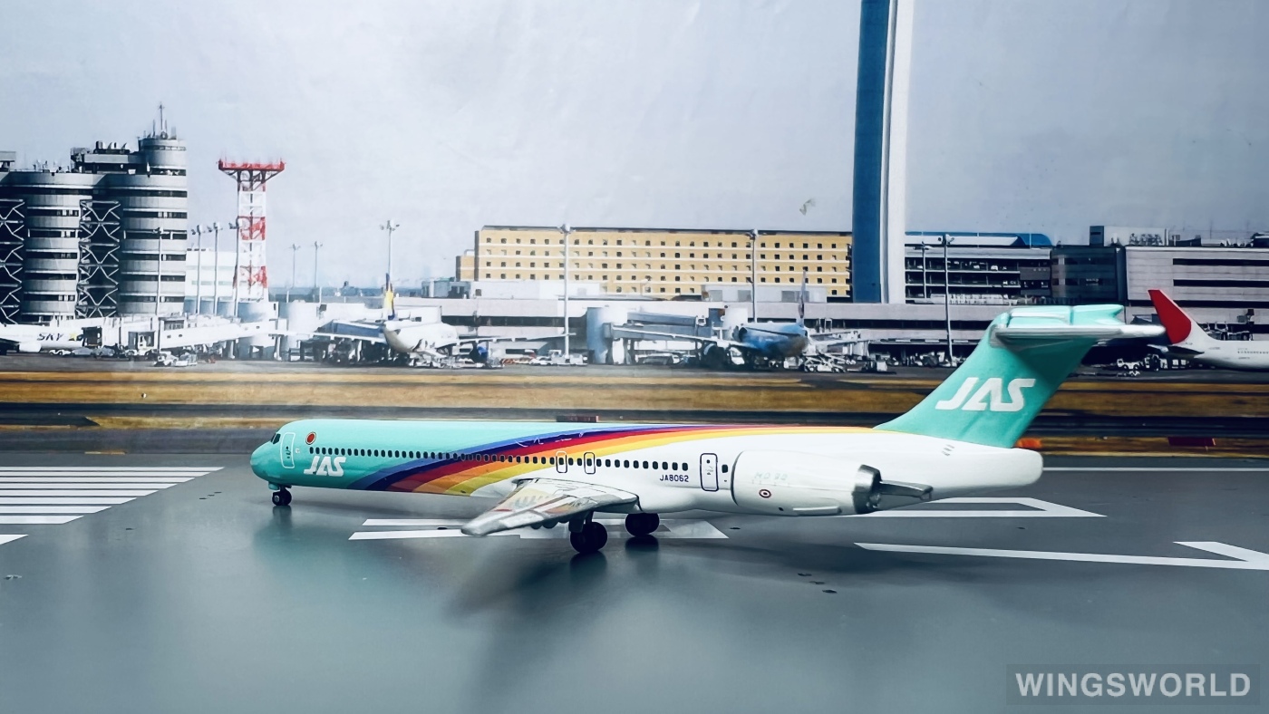 Phoenix 1:400 PH10021 JAS 日本佳速航空 McDonnell Douglas MD-90 JA8062