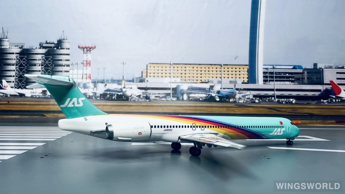 Phoenix 1:400 PH10021 JAS 日本佳速航空 McDonnell Douglas MD-90 JA8062