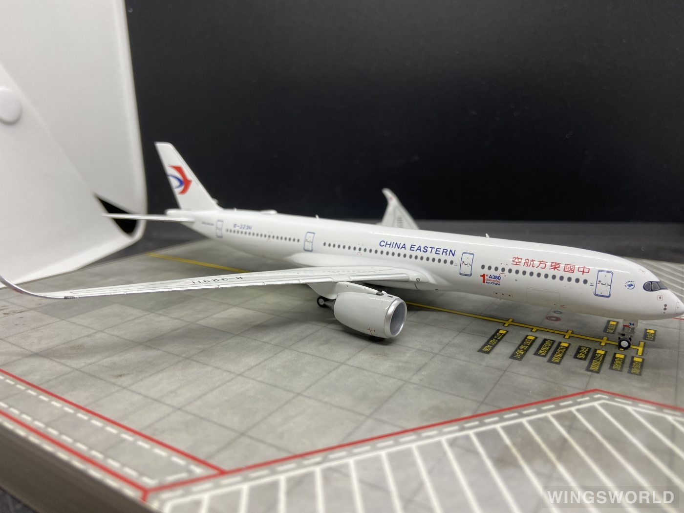 NGmodels 1:400 NG39022 China Eastern 中国东方航空 Airbus A350-900 B-323H