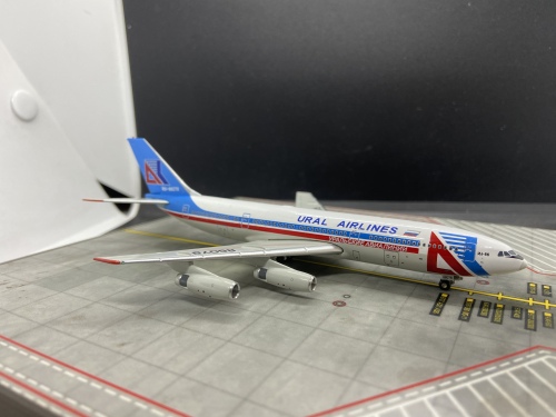 航空機・ヘリコプター JC WINGS 1/400 Ural Airlines IL-86 JC Wings 1:400 Ural Airlines RA-86078 Ilyushin IL-86