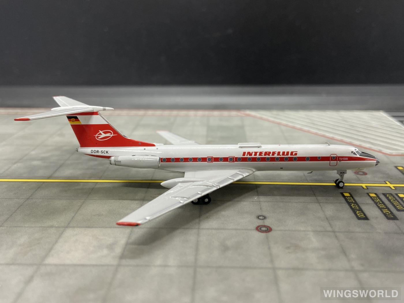 Pandamodel 1:400 202115 Interflug 东德航空 Tupolev TU-134 DDR-SCK