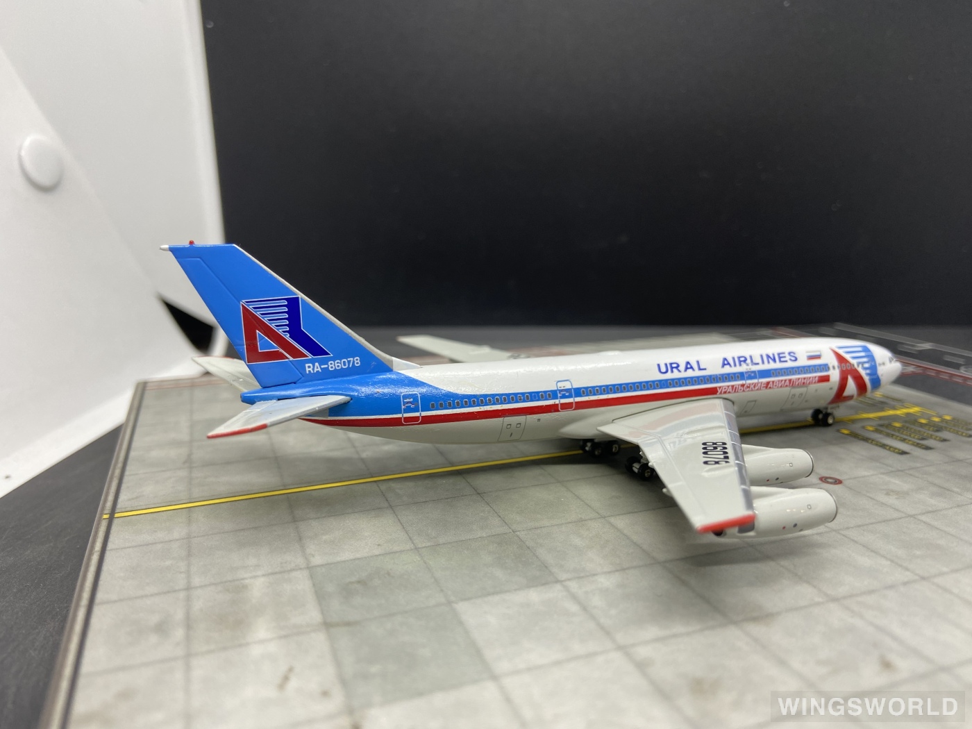 JC Wings 1:400 JC4009 Ural Airlines 乌拉尔航空 Ilyushin Il-86 RA-86078