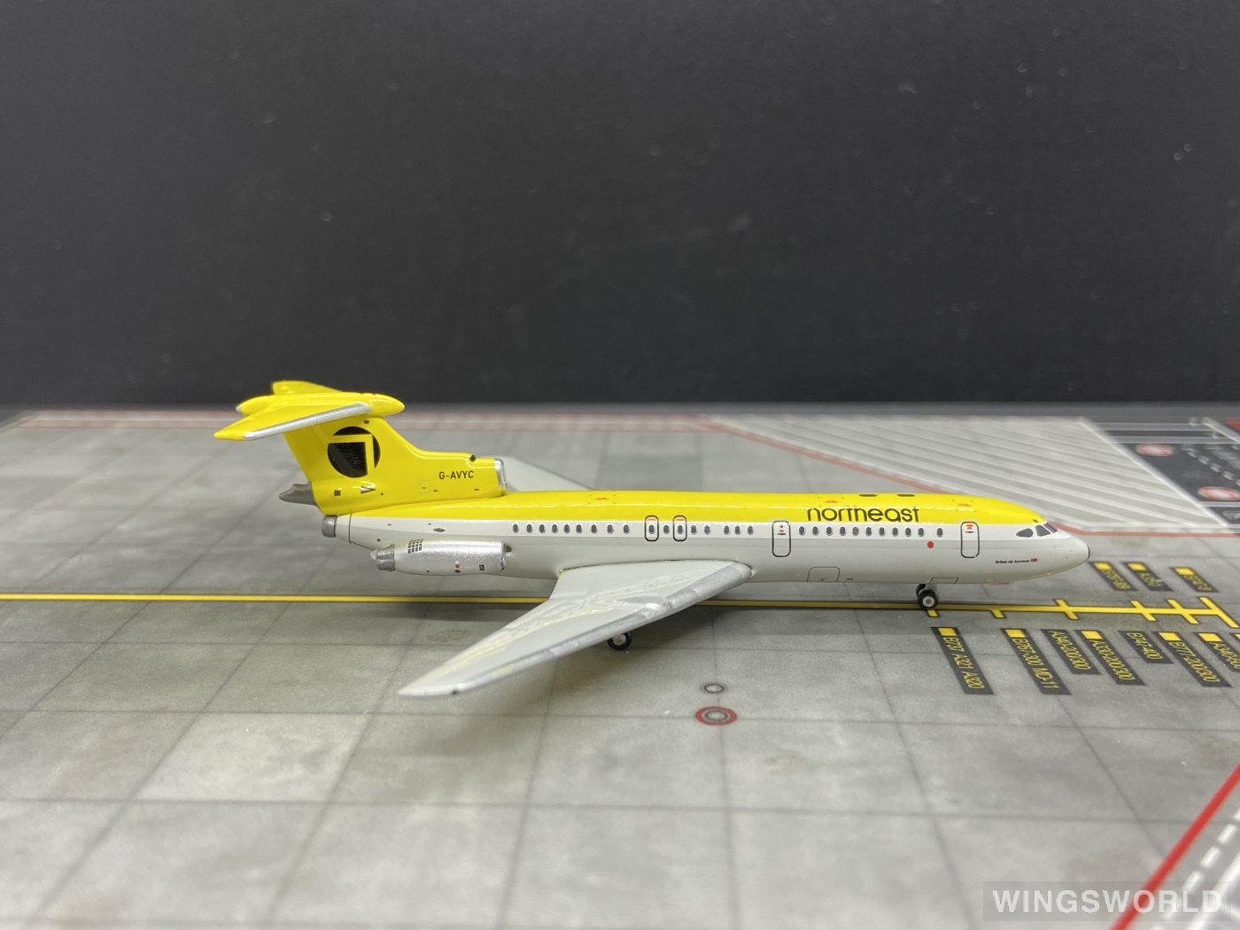 Geminijets 1:400 GJNSA770 Northeast Airlines UK Hawker Siddeley Trident G-AVYC