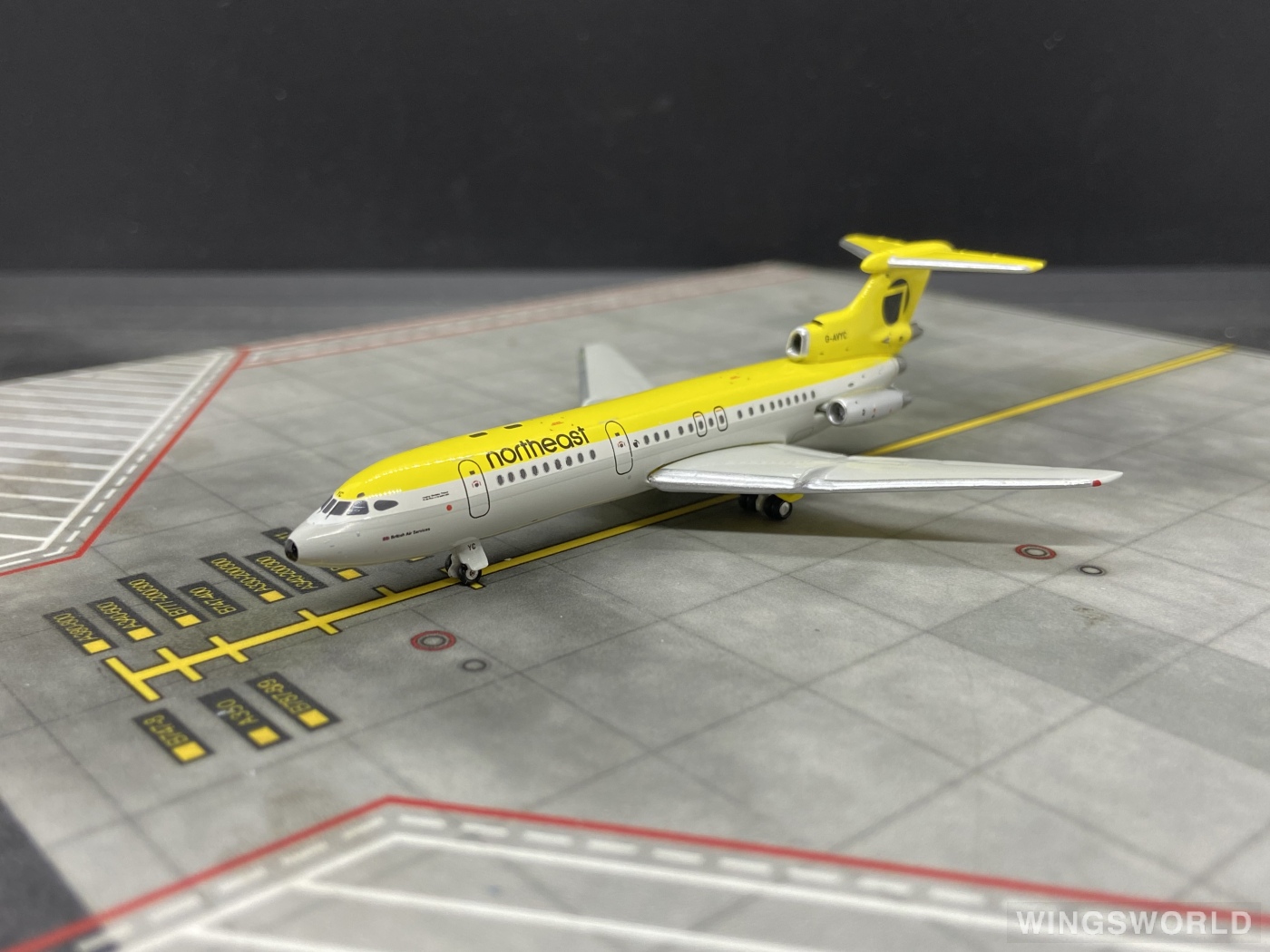 Geminijets 1:400 GJNSA770 Northeast Airlines UK Hawker Siddeley Trident G-AVYC