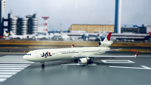 【小難】DRAGON WINGS JAL B777&MD-11 2機セット Dragon Models 1:400 McDonnell Douglas MD-11 Japan Airlines